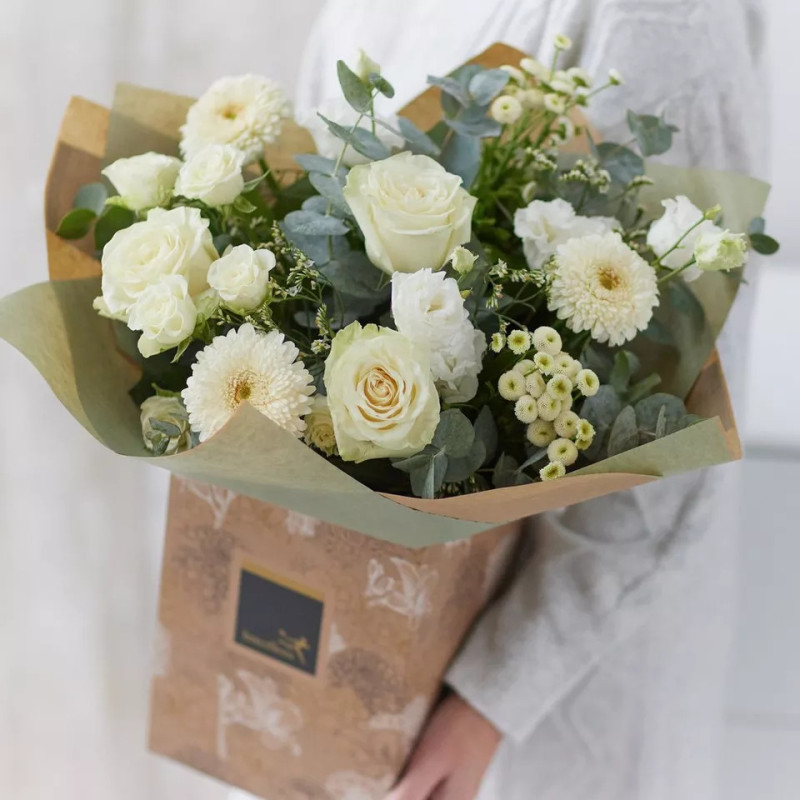 Neutral Romantic Bouquet with White Roses